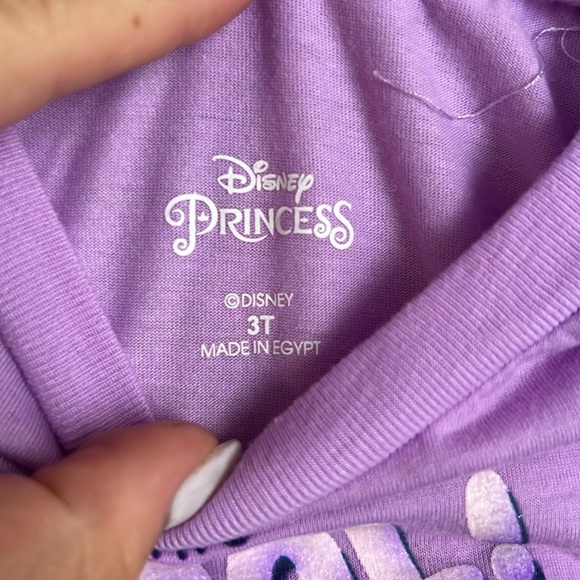 Disney Rapunzel Together We Are Magical T-shirt - Picture 3 of 3